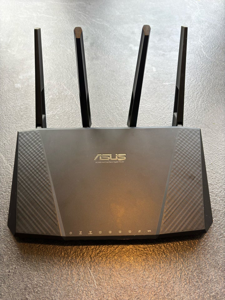 Router wireless ASUS