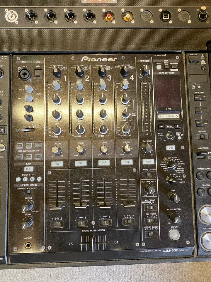 Cdj 2000 Nexus, Pioneer 2000 Nexus