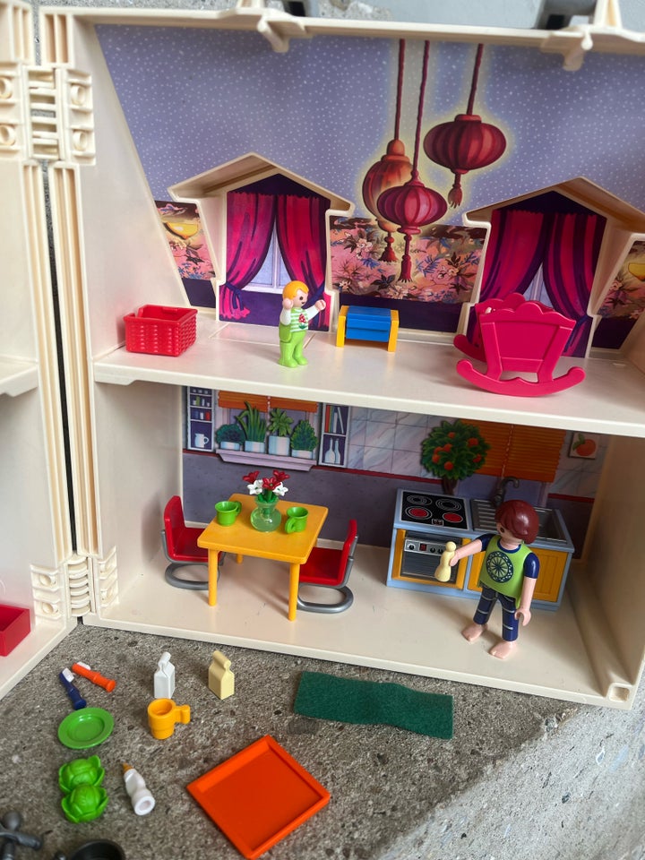 Playmobil, Hus med ting og