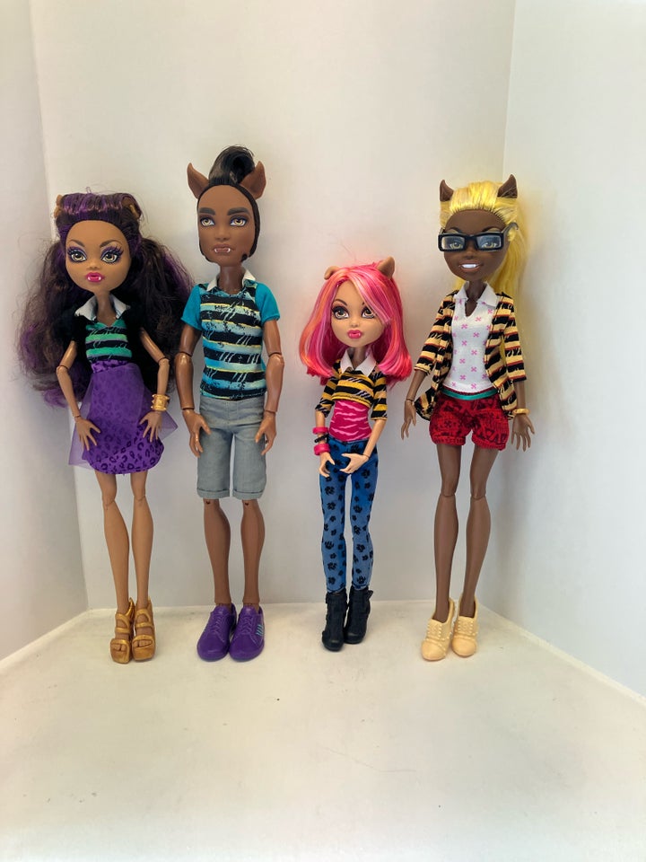 Andet, Monster High dukker