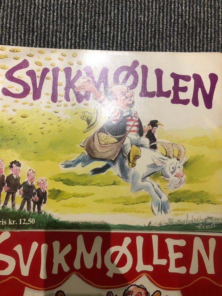 Svikmøllen, Bogsamling