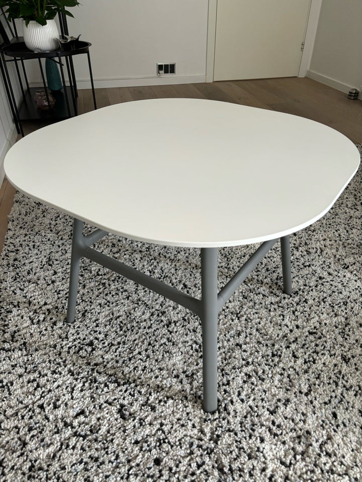 Sofabord Fritz Hansen b: 64 l: 64