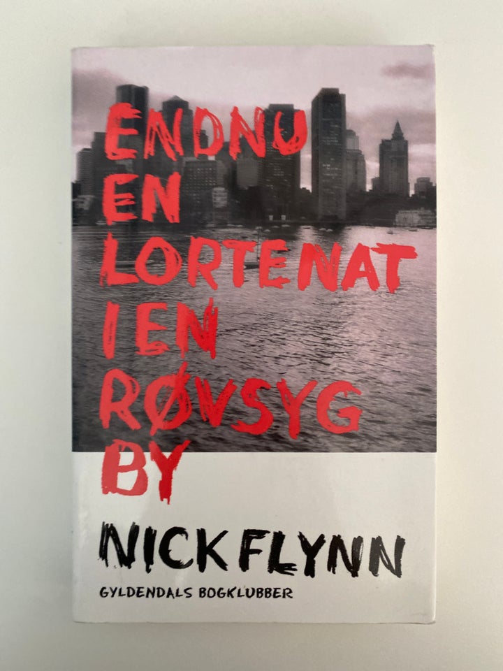 Endnu en lortenat i en røvsyg by