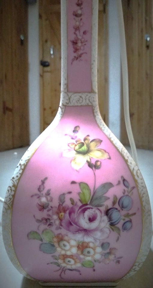 Bordlampe Porcelæn 130 år gl