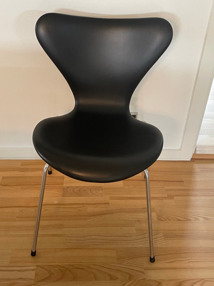 Arne Jacobsen, stol, 3107