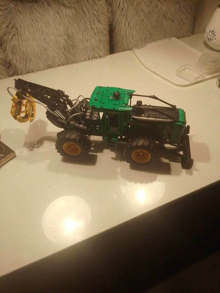 Lego Technic 42157