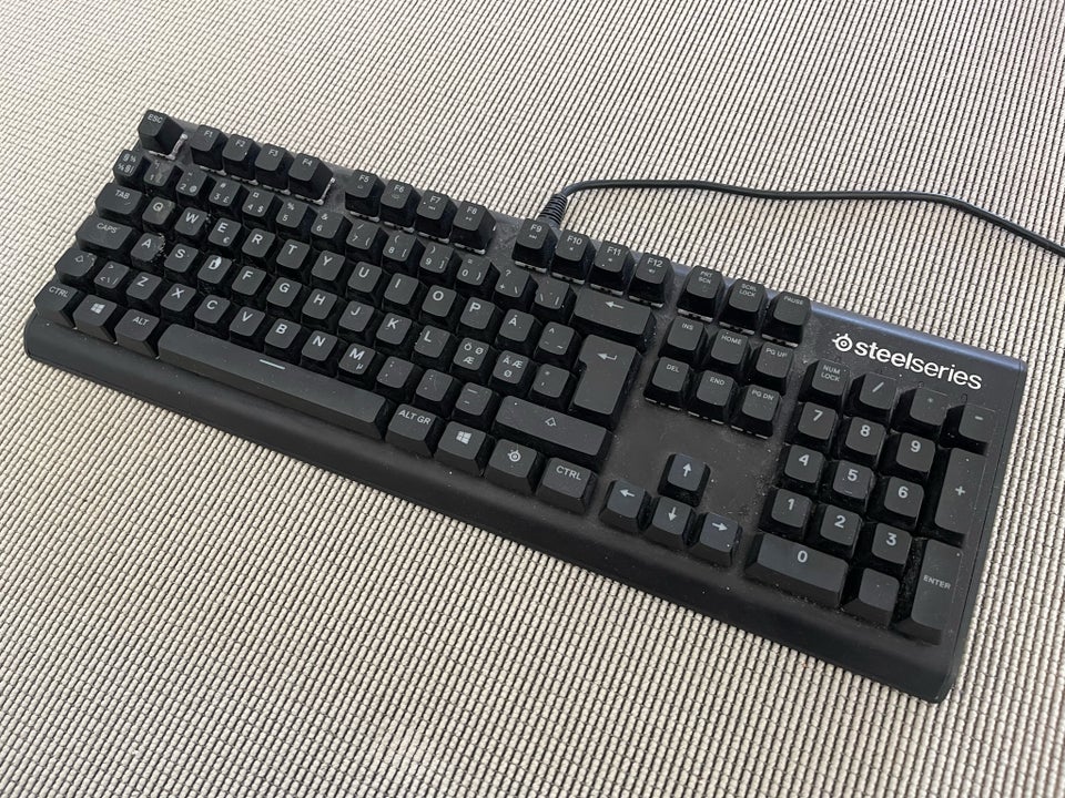 Tastatur, Steelseries , M750