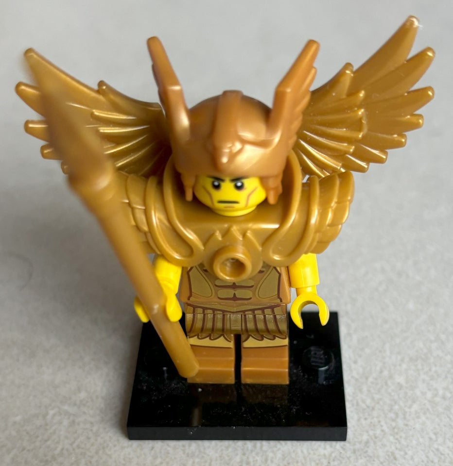 Lego Minifigures Flying Warrior