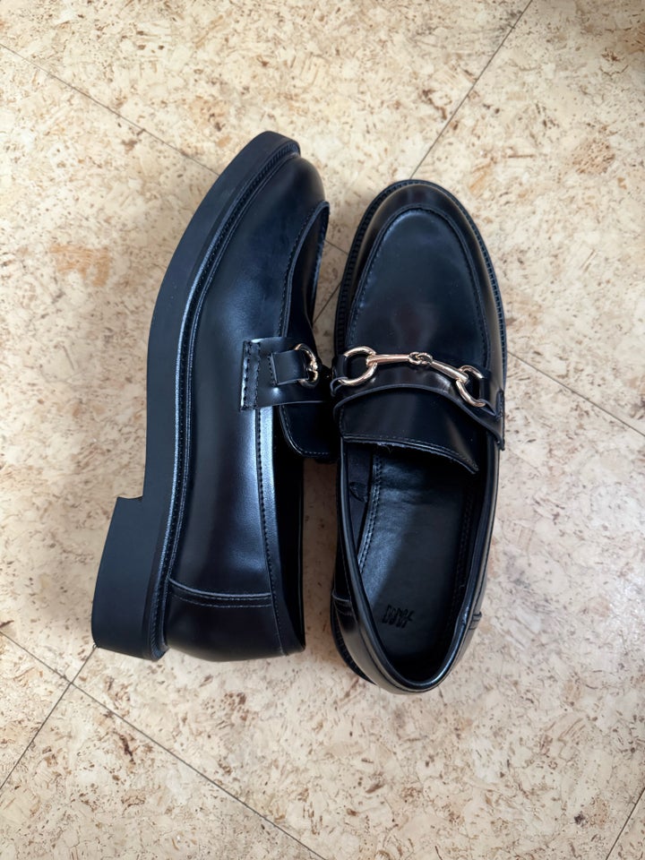 Loafers, str. 40, HM