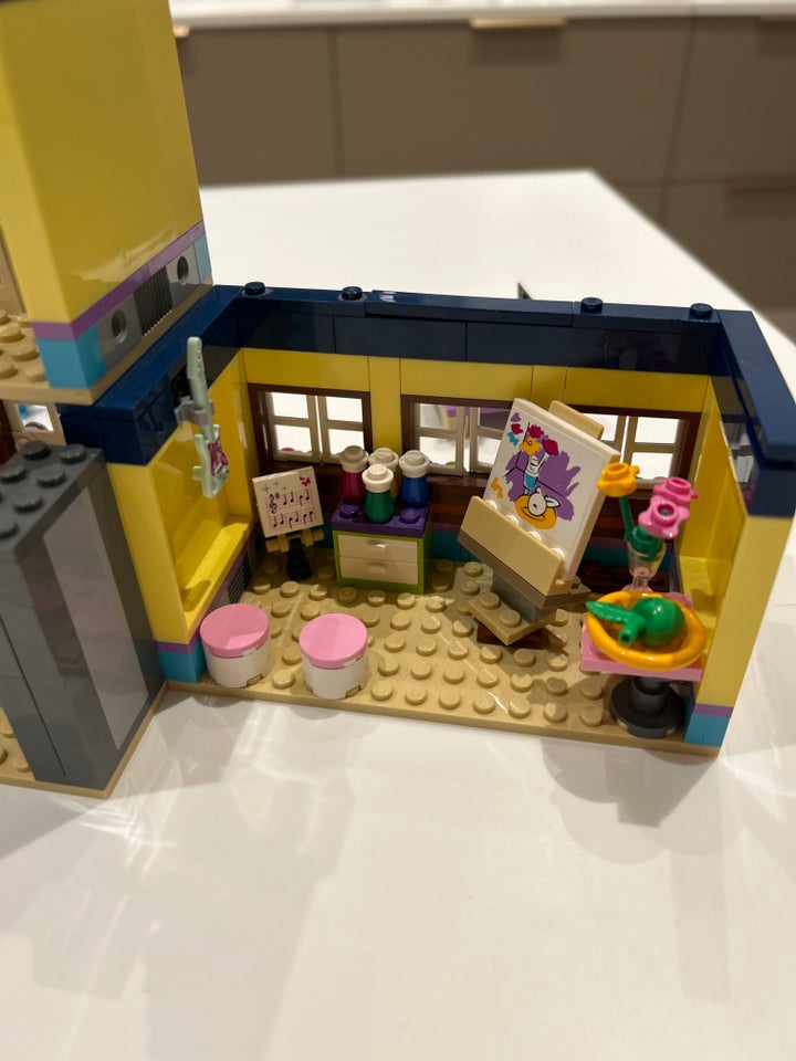 Lego Friends, Heartlake