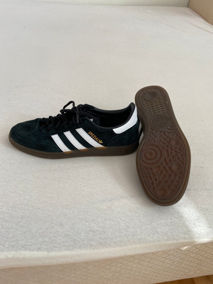 Adidas spezial sko str 44