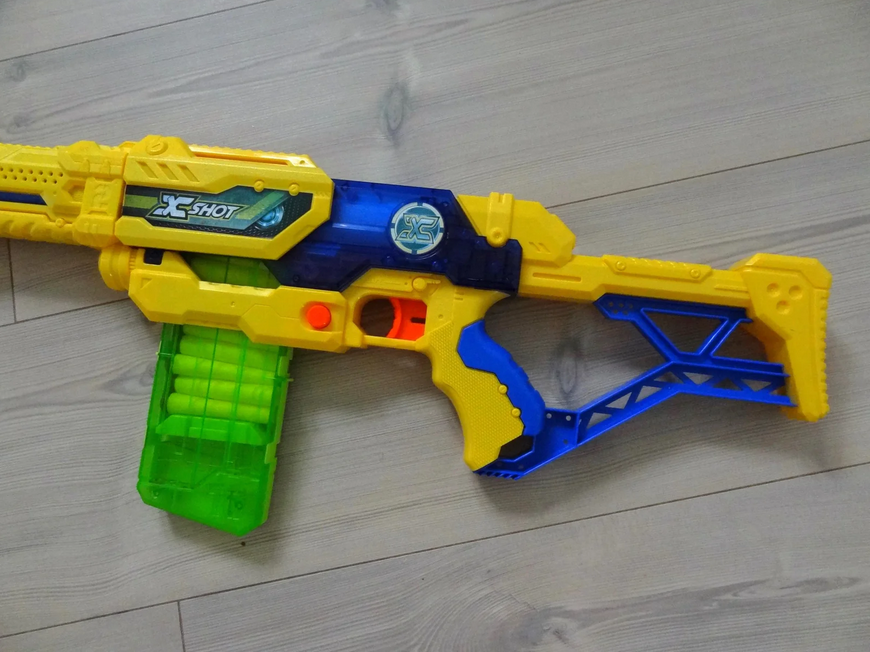 Våben, Nerf Xshot + 3 magasiner og +