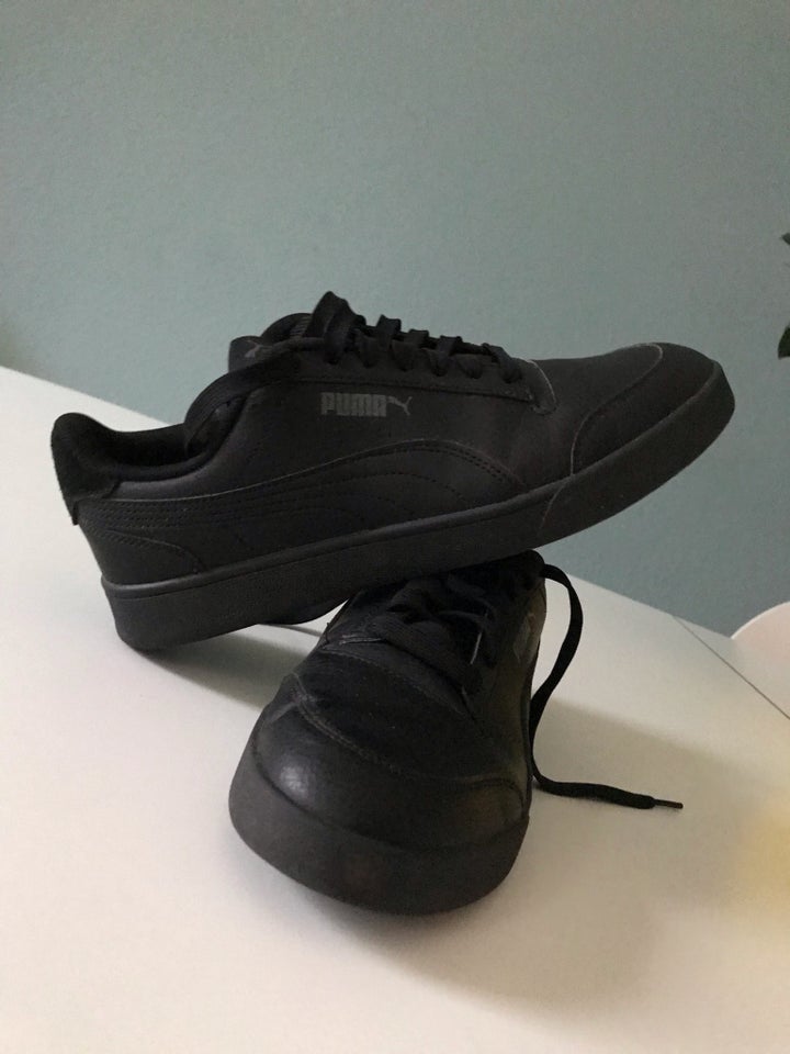 Sneakers, Puma Caven, str. 42