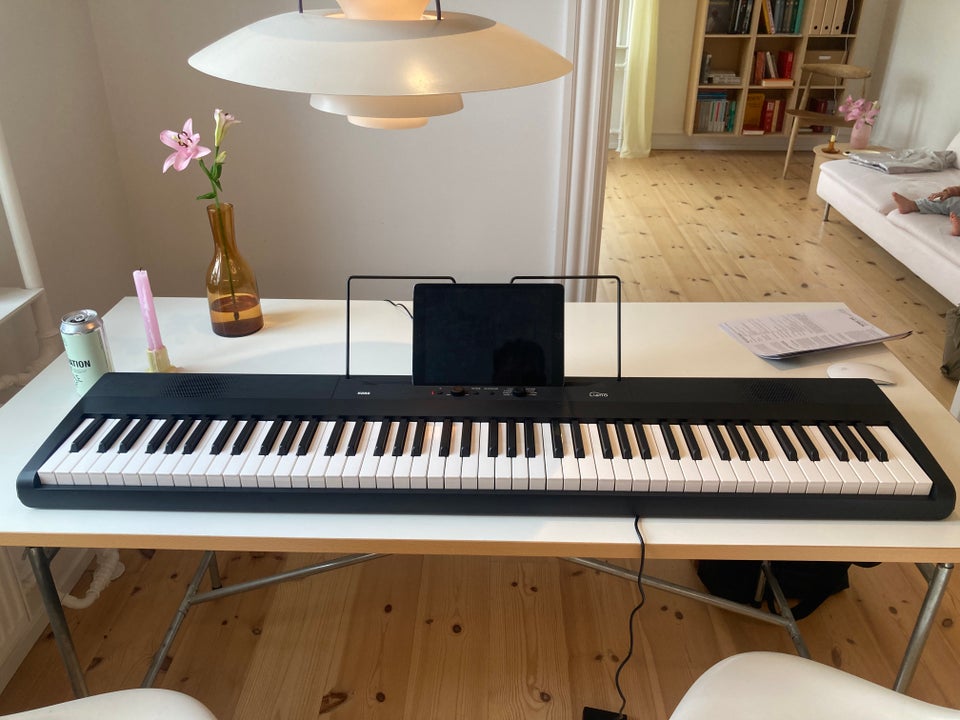 Digitalpiano, KORG L1 Liano