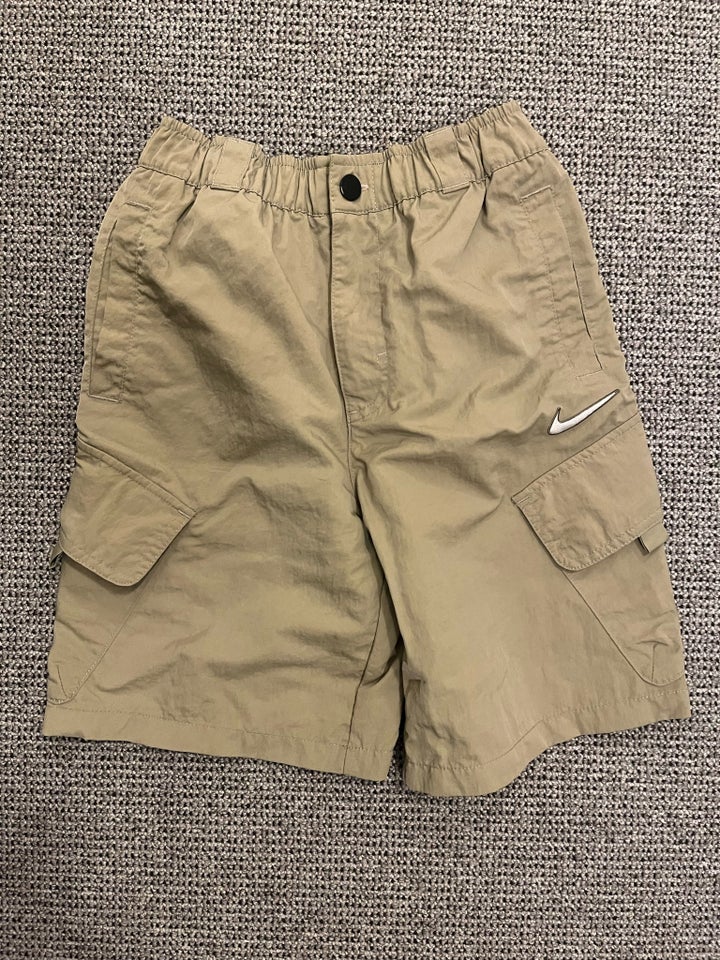 Shorts, Cargo shorts, Nike