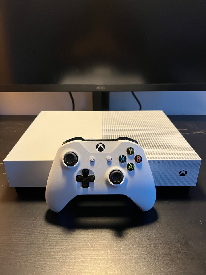 Xbox One S, God