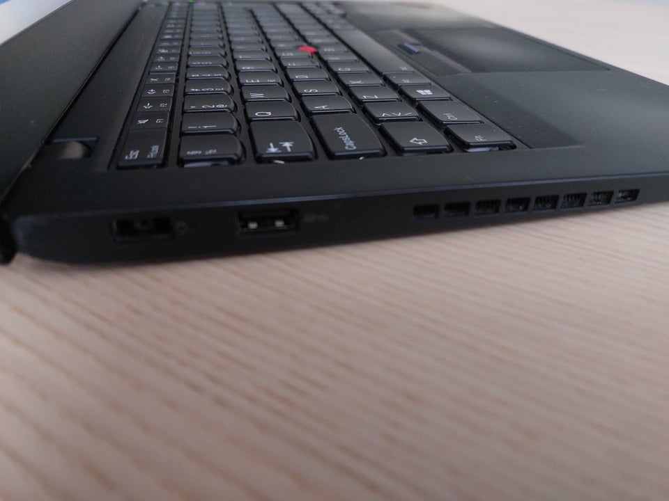 Lenovo Thinkpad T470s ultrabook 8