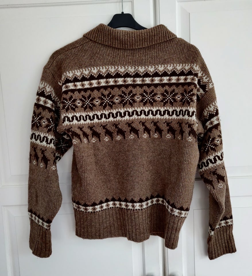 Cardigan, BS SCANDINAVIAN DESIGN