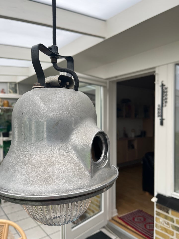 Anden loftslampe, NILFISK RETRO