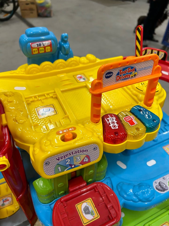 Vtech Toot Toot garage, Vtech