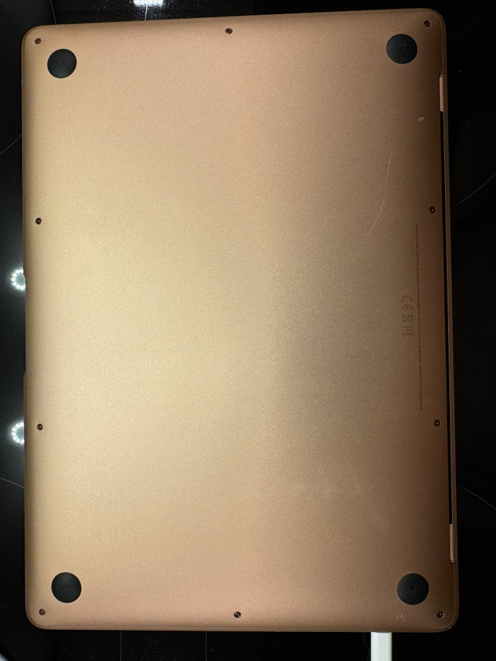 MacBook Air, A2337, M1 GHz