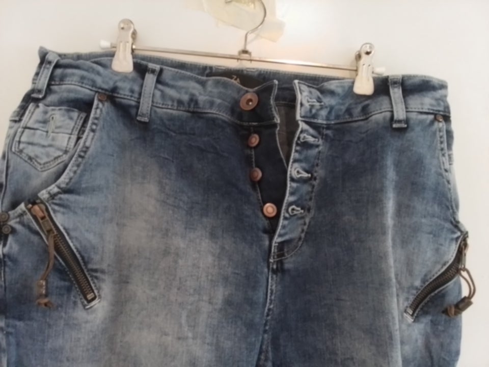 Jeans, Zay, str. 46