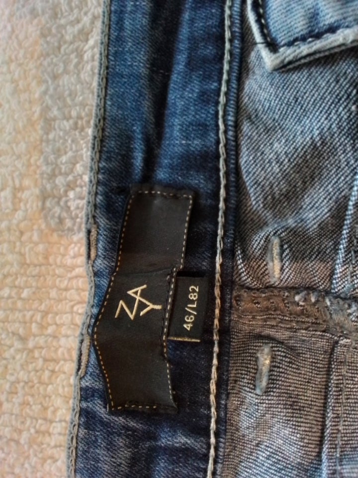 Jeans, Zay, str. 46