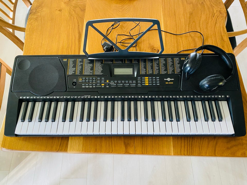 Andet, Gear4Music MK-3000