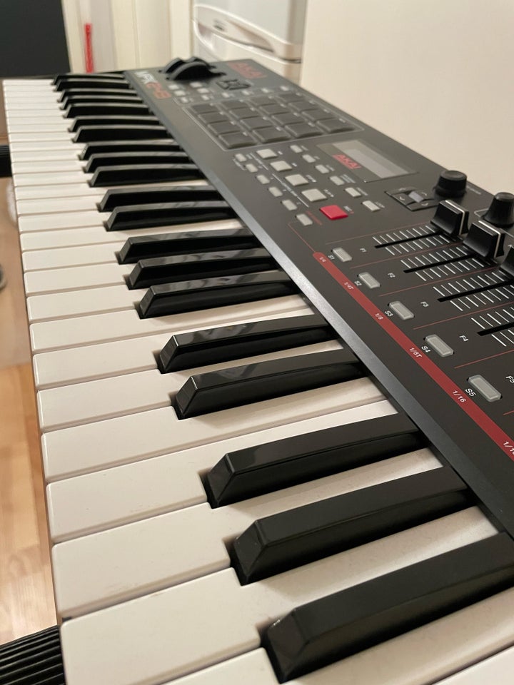 Midi keyboard, Akai Mpk249