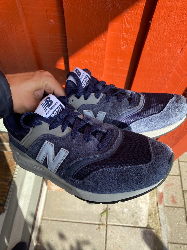 Fritidssko, Newbalance, str. 42