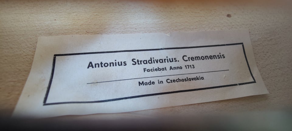 Bratsch, Antonius strdivarius