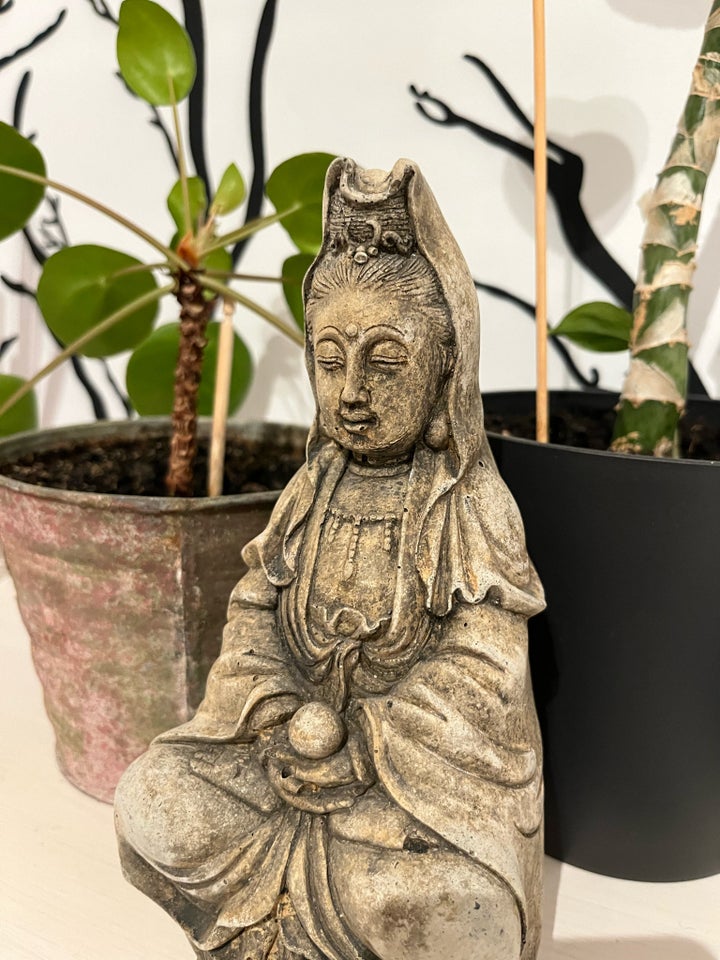 Buddha figur