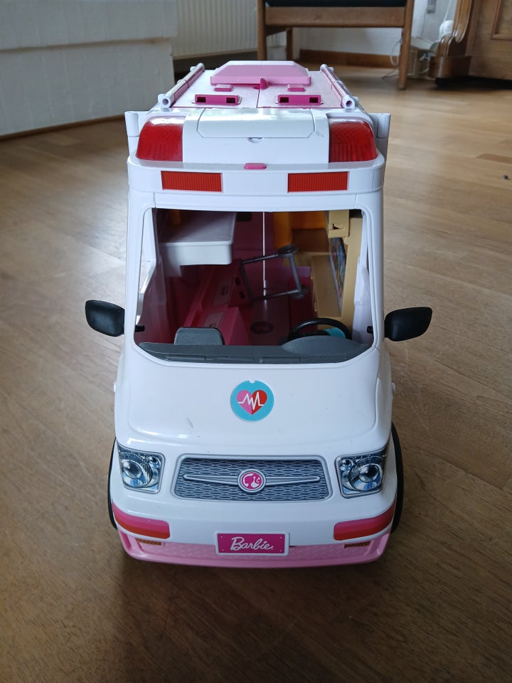 Barbie, Ambulance