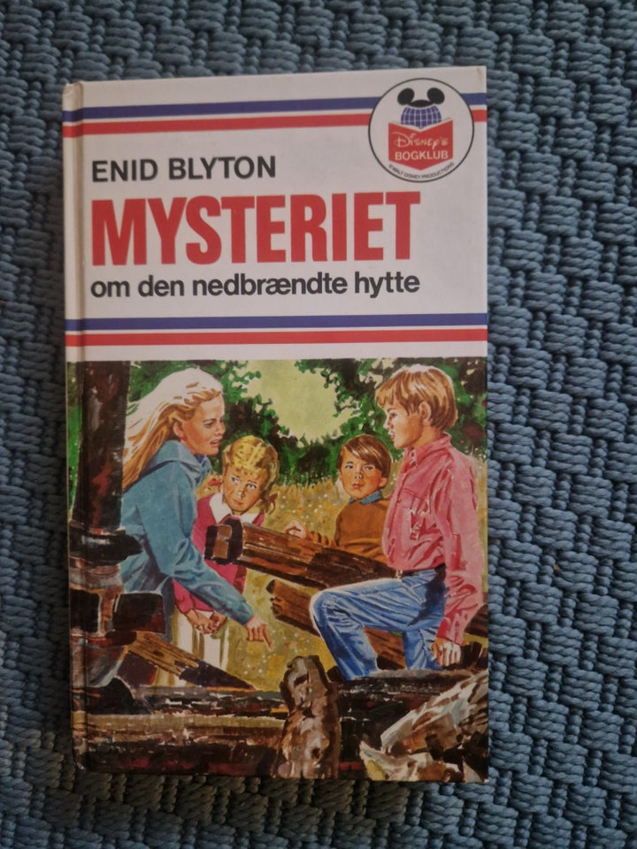 MYSTERIER om den nedbrændte hytte,