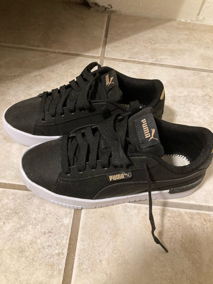 Sneakers, str. 37, Puma