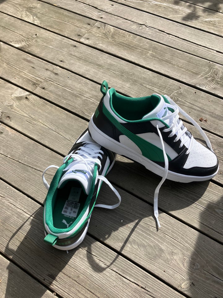 Sneakers str 45 Puma