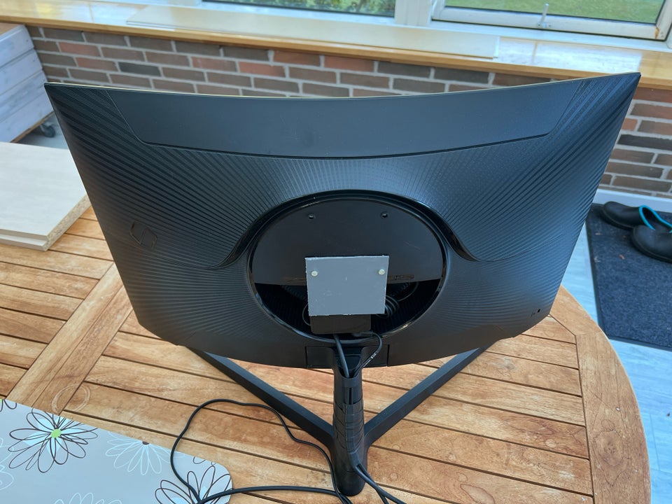 Samsung fladskærm Odyssey G55C