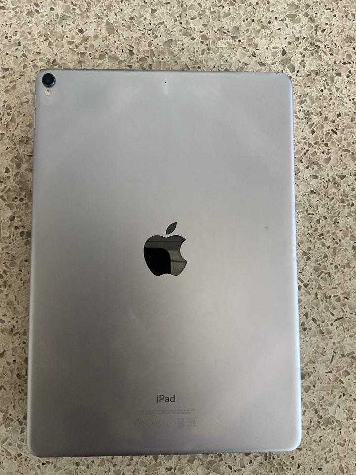 iPad Pro, 64 GB, sort