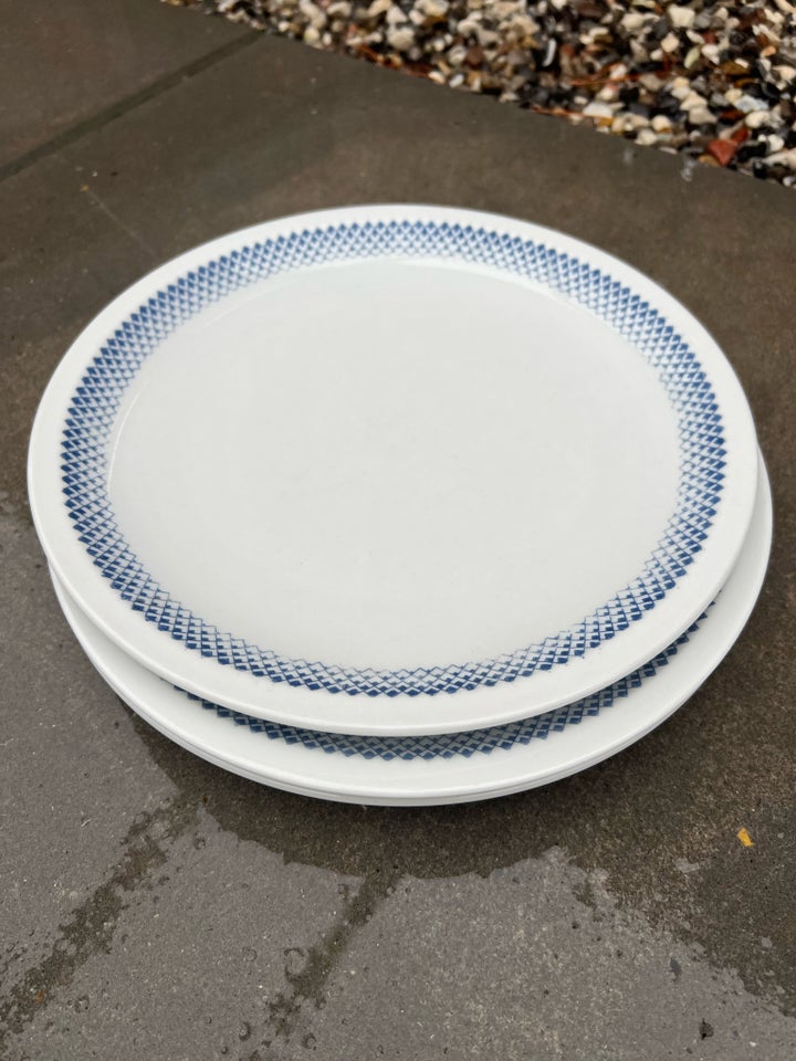 Porcelæn, Tallerkener, Danild