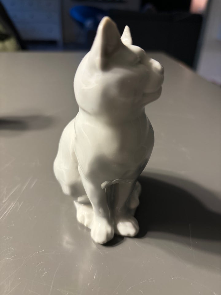 Porcelæns kat