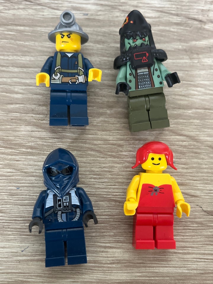 Lego Minifigures, 14 LEGO MÆND