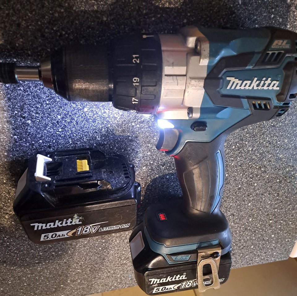 Slagboremaskine, Makita DHP481