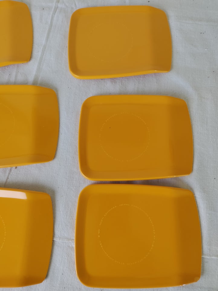 Plastik Smørbrik i gul fra Rosti