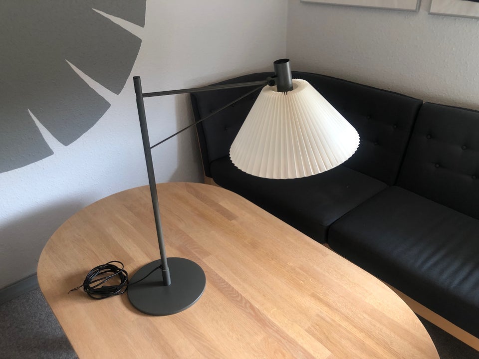 Anden bordlampe Le Klint