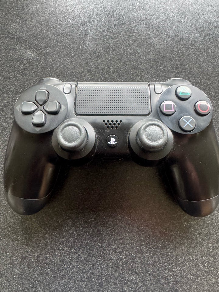 Playstation 4, V.2 controller, God