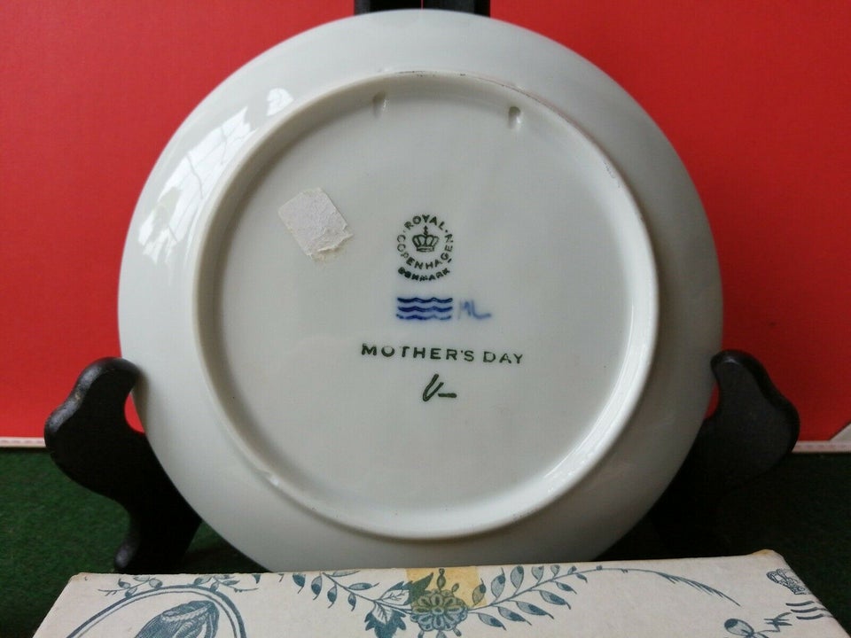 Porcelæn MORS DAG Platte 1973