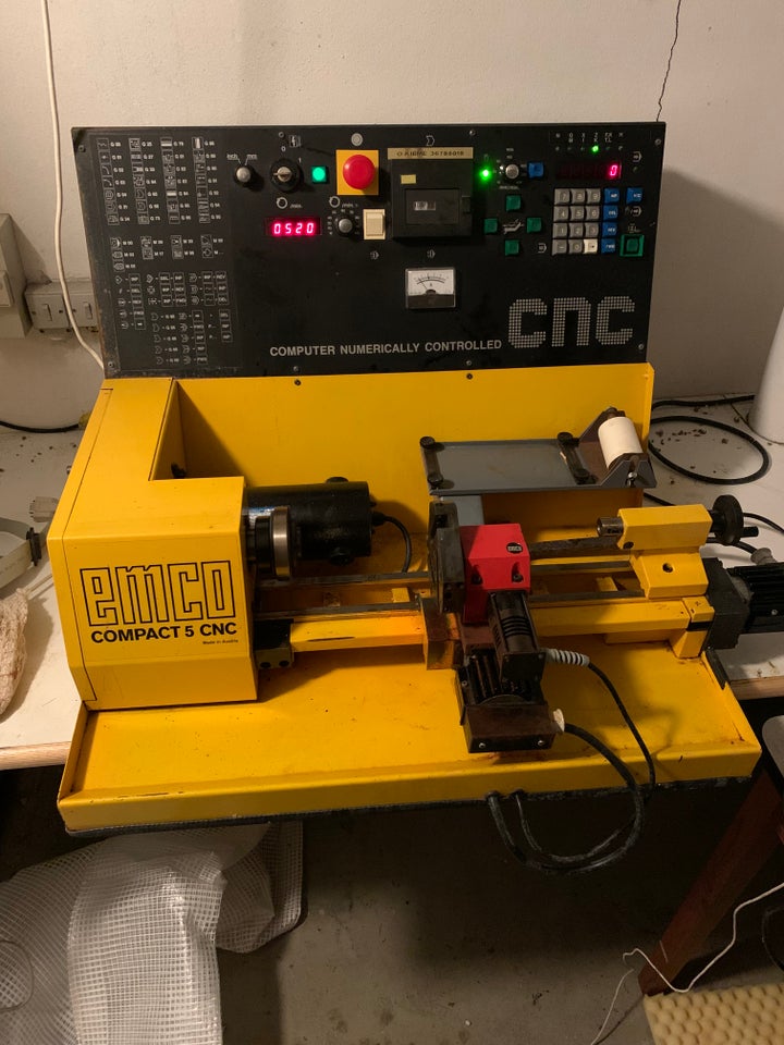 Drejebænk, Emco compact 5 CNC