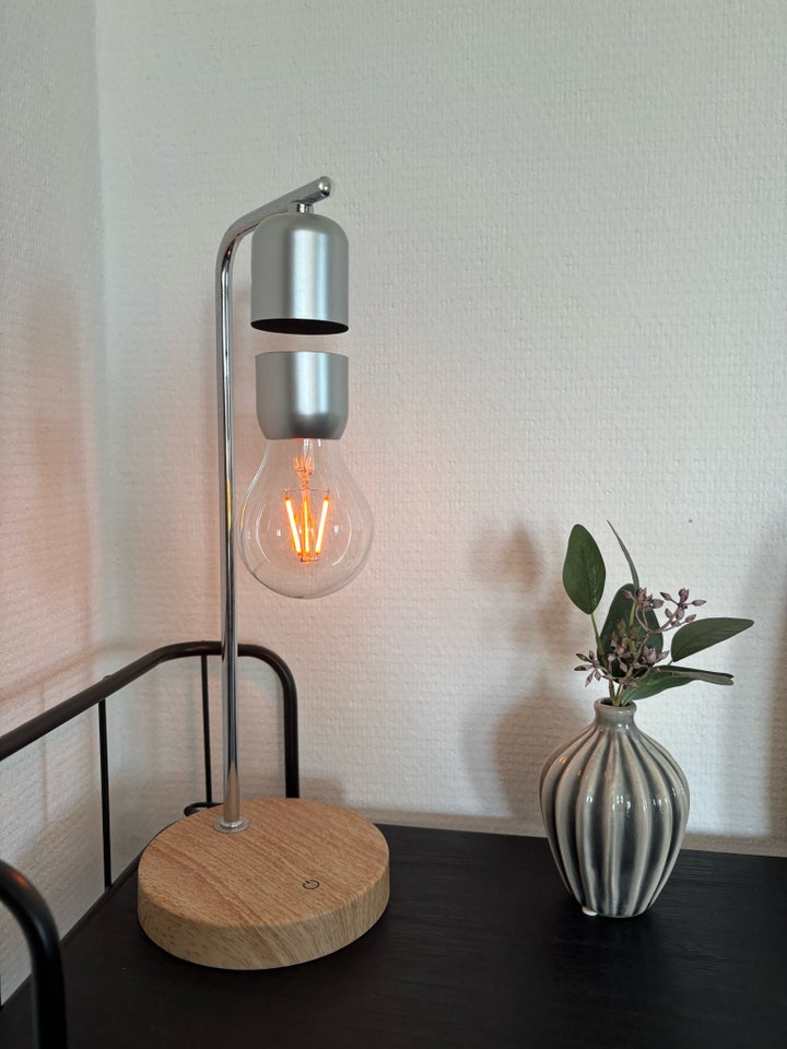 Skrivebordslampe