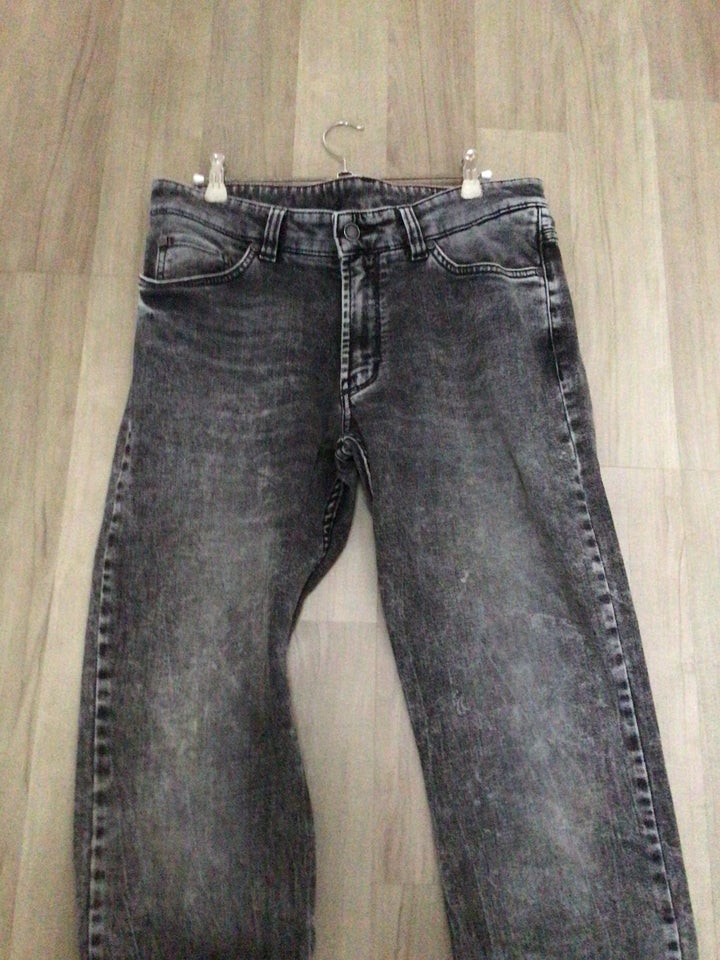 Jeans, Till, str. 33