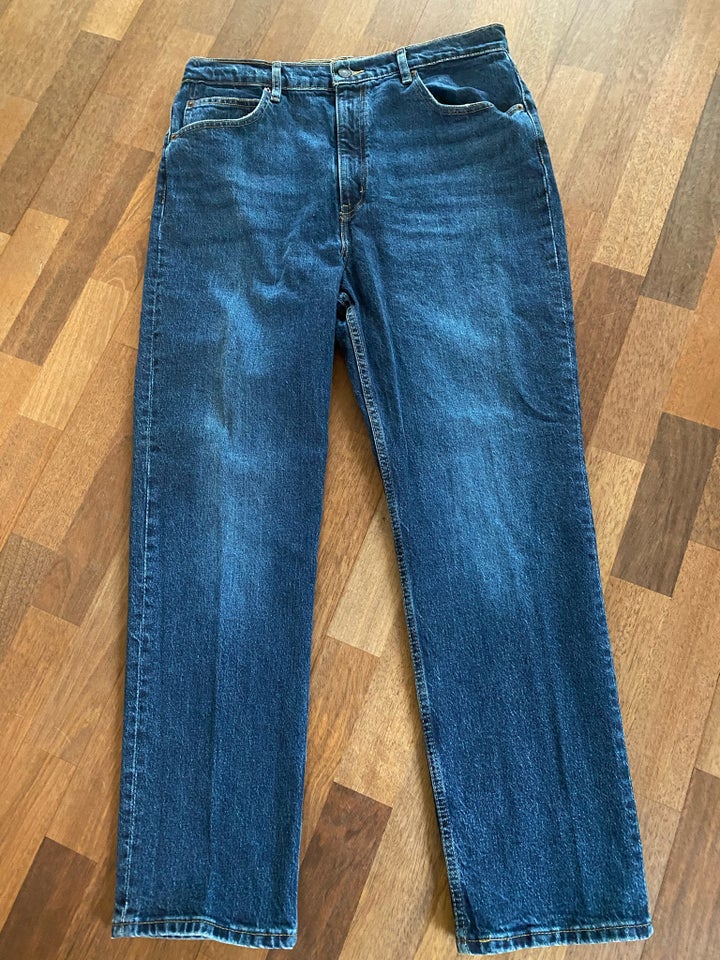 Jeans, Levis, str. 33